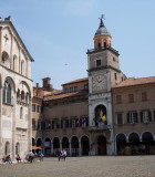 Modena_Palazzo_Comunale_e_Duomo